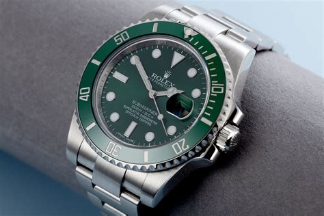 Rolex Submariner Date 116610LV Hulk 